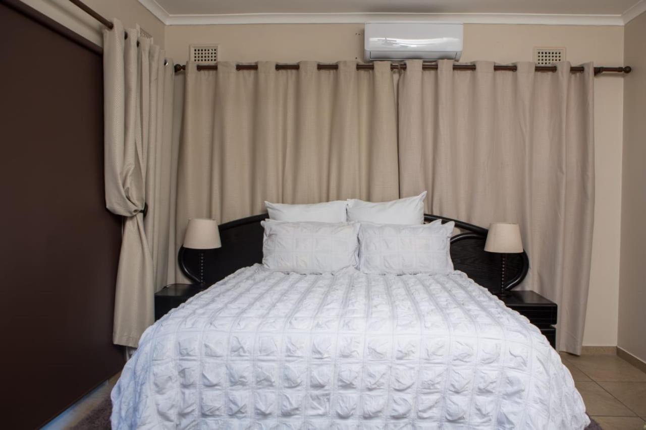 Dyna Guest House Durban Extérieur photo